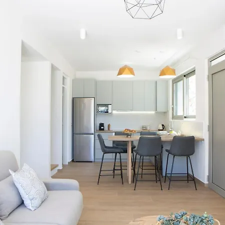 Mironi - Private Sea Access