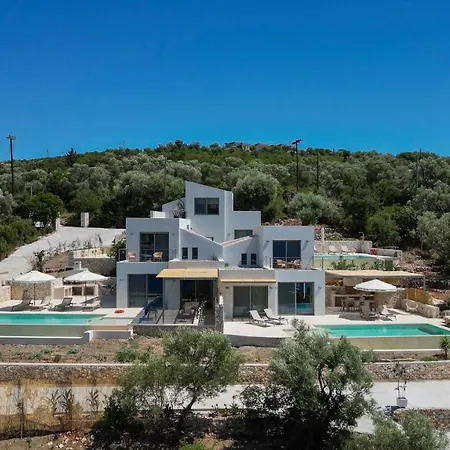 Mironi - Private Sea Access